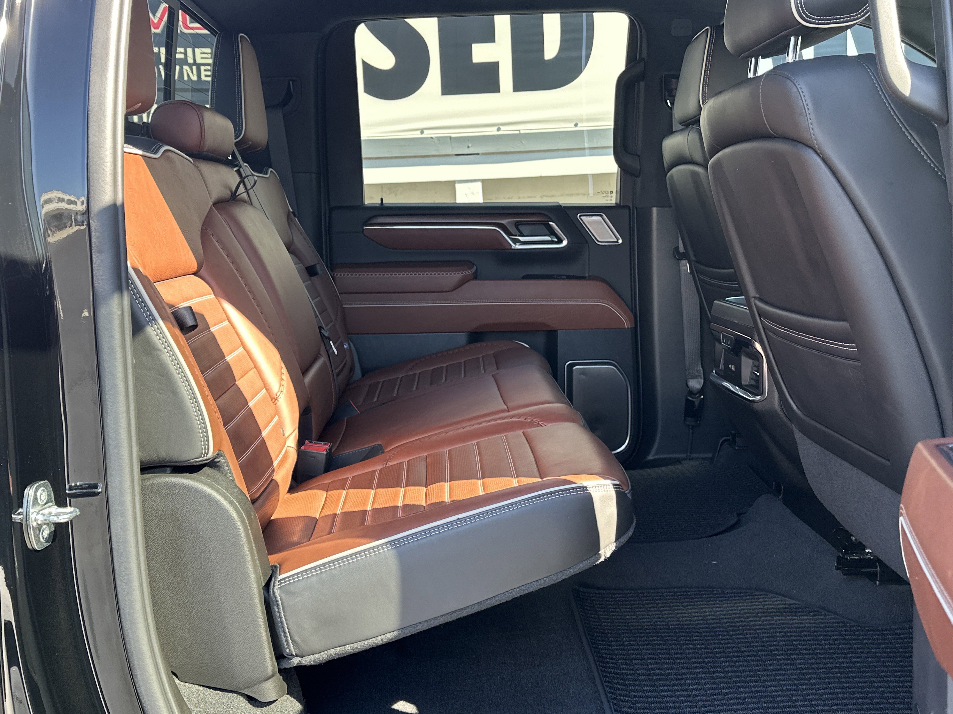 Certified 2024 GMC Sierra 2500 Denali Ultimate image 13