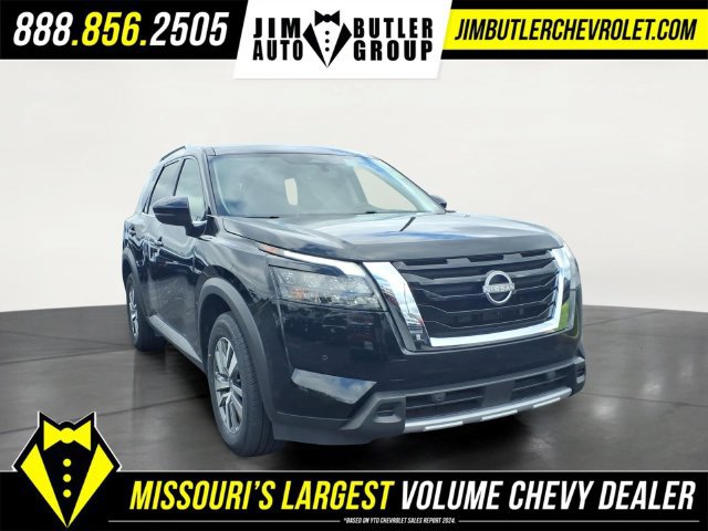 Used 2025 Nissan Pathfinder SL AWD/4WD image 26