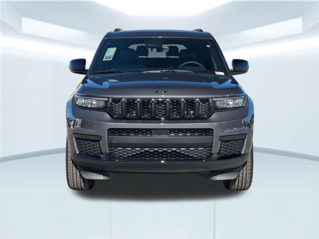 New 2025 Jeep Grand Cherokee L Altitude image 11