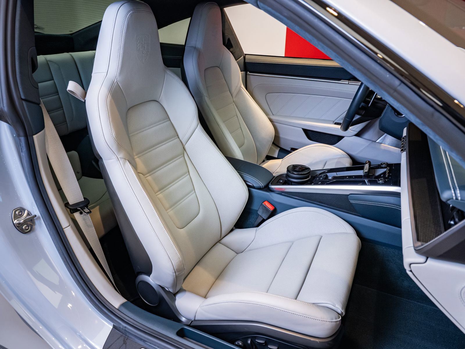 Certified 2024 Porsche 911 Turbo S image 19