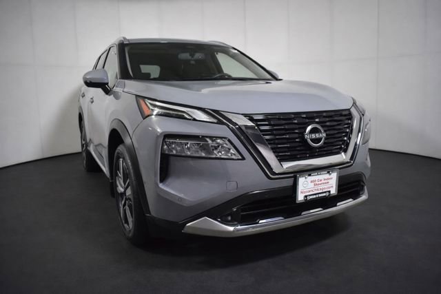 Certified 2023 Nissan Rogue Platinum w/ Platinum Premium Package AWD/4WD image 3