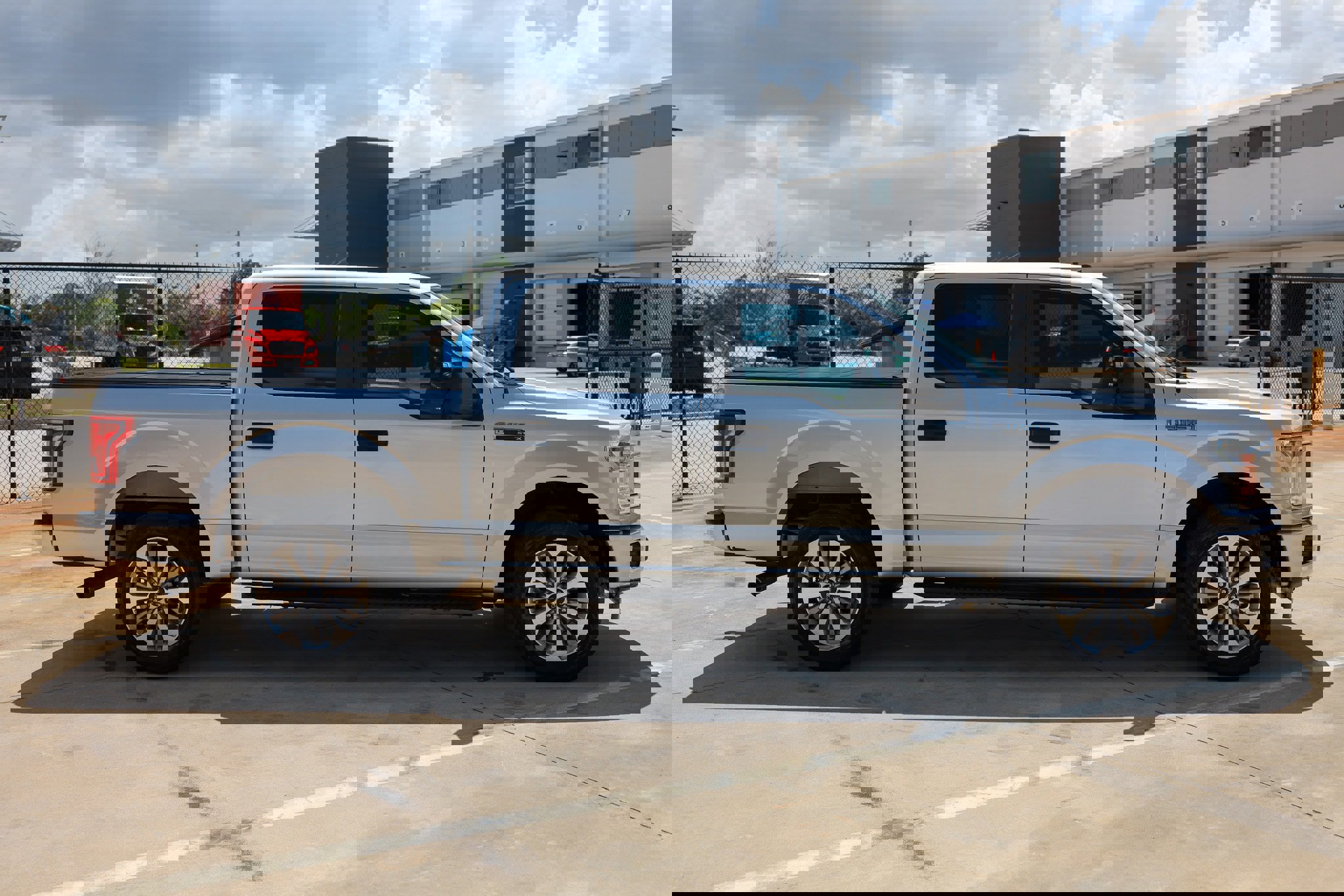 Used 2018 Ford F150 XL w/ Equipment Group 101A Mid image 19