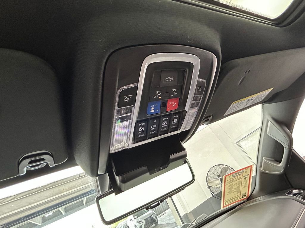 Used 2024 RAM 1500 Limited image 36