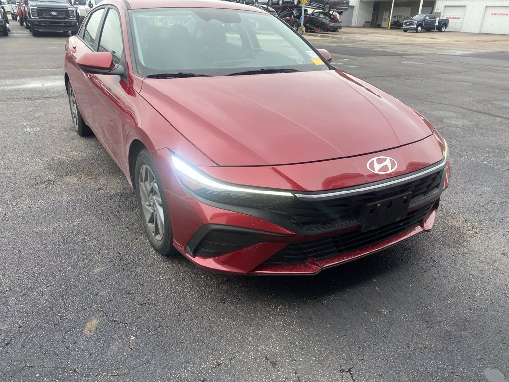 Used 2024 Hyundai Elantra SEL