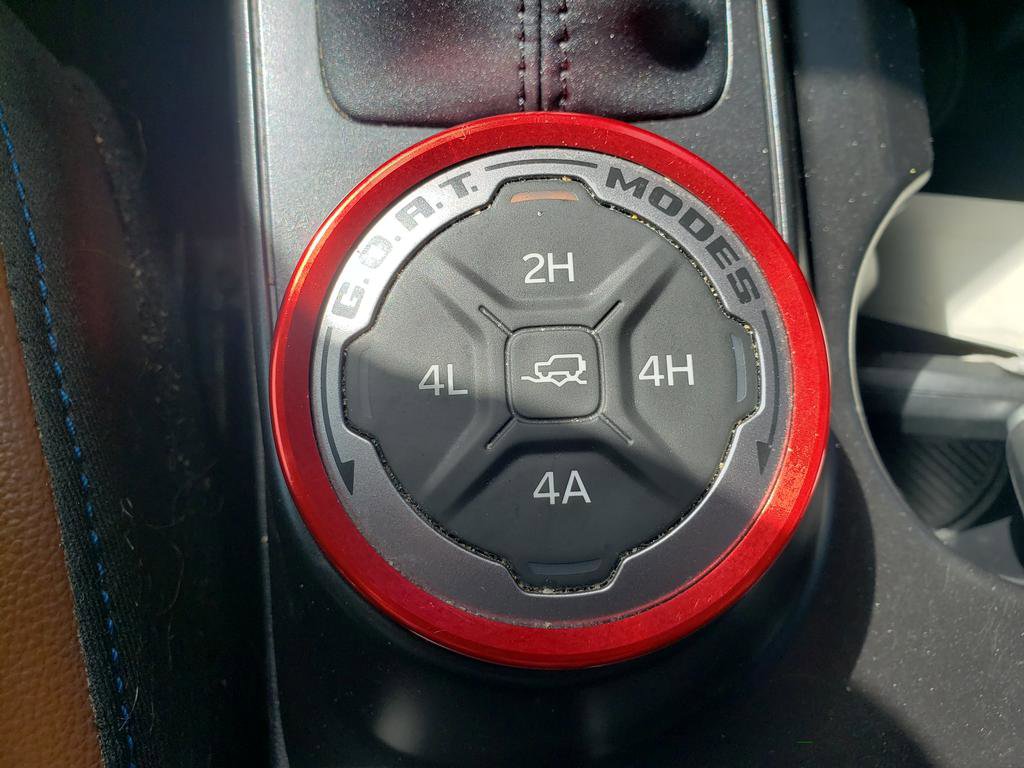 Used 2023 Ford Bronco Outer Banks w/ Sasquatch Package AWD/4WD image 24
