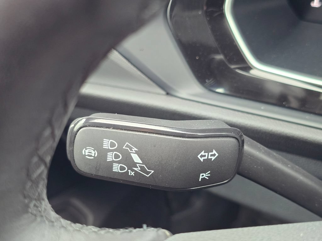Used 2024 Volkswagen Jetta Sport FWD image 27