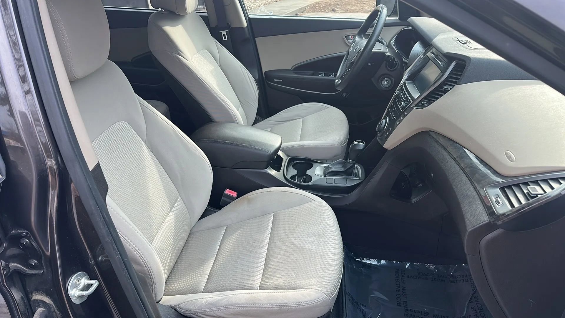 Used 2018 Hyundai Santa Fe SE image 23