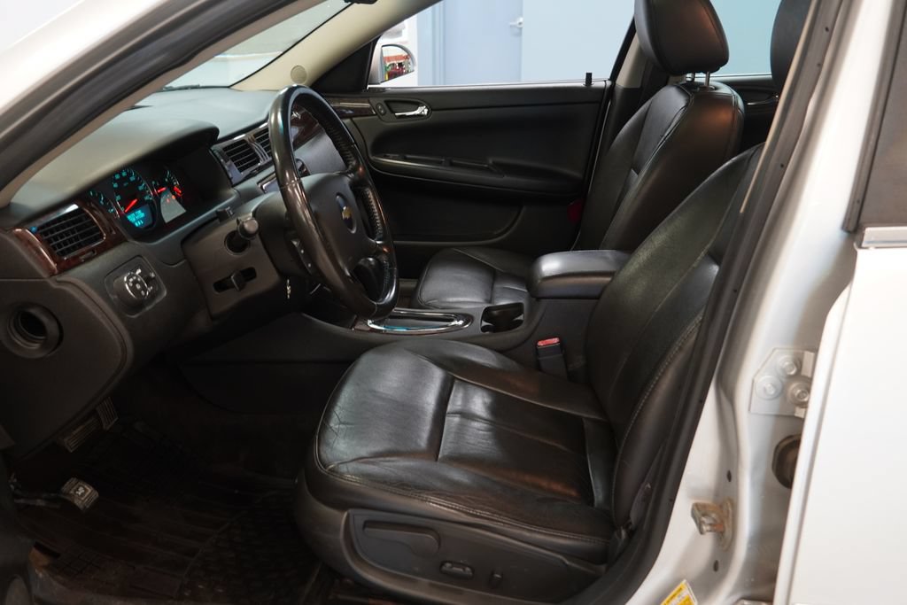 Used 2014 Chevrolet Impala LTZ FWD image 5