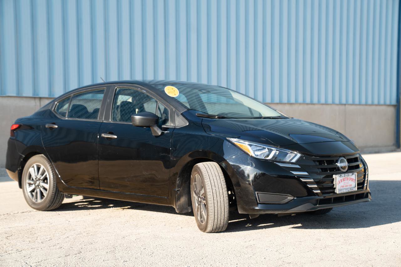 Used 2024 Nissan Versa S w/ S Plus Package FWD image 5