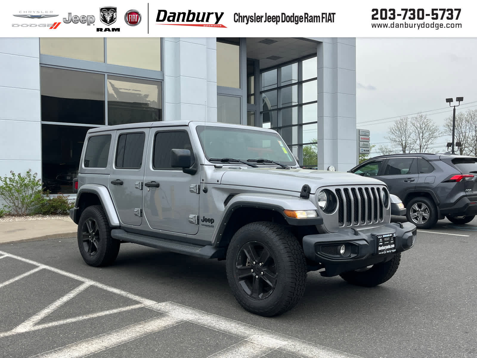 Certified 2021 Jeep Wrangler Unlimited Sahara AWD/4WD image 1