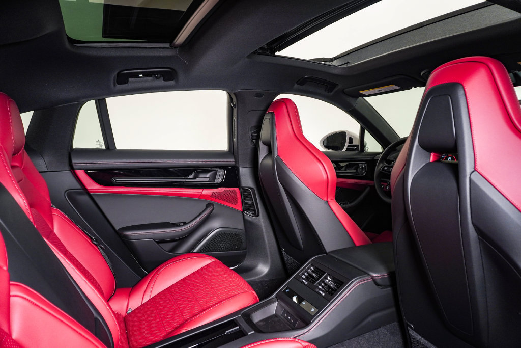 New 2026 Porsche Panamera 4 AWD/4WD image 16