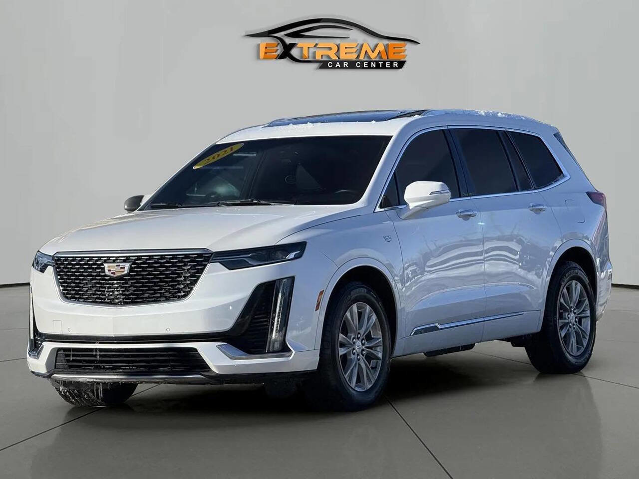 Used 2021 Cadillac XT6 Luxury FWD image 1