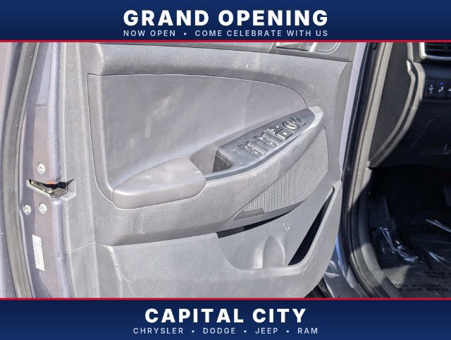 Used 2021 Hyundai Tucson SEL w/ Cargo Package FWD image 14
