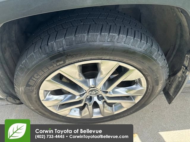 Used 2019 Toyota RAV4 XLE Premium w/ Protection Package FWD image 18