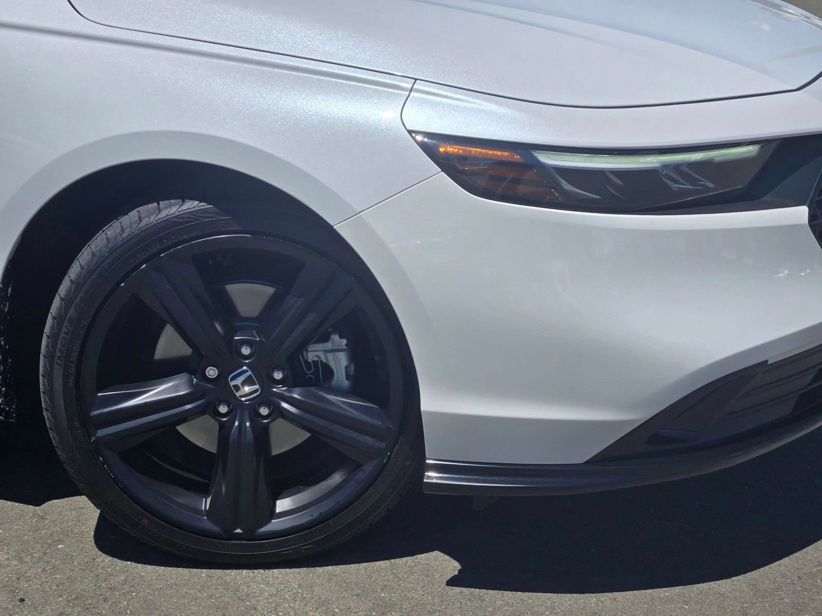 Used 2025 Honda Accord Sport image 9