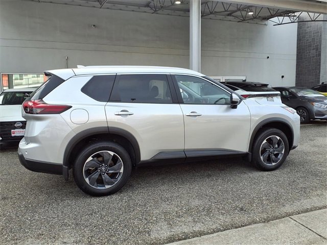 Certified 2025 Nissan Rogue SV w/ SV Premium Package image 22