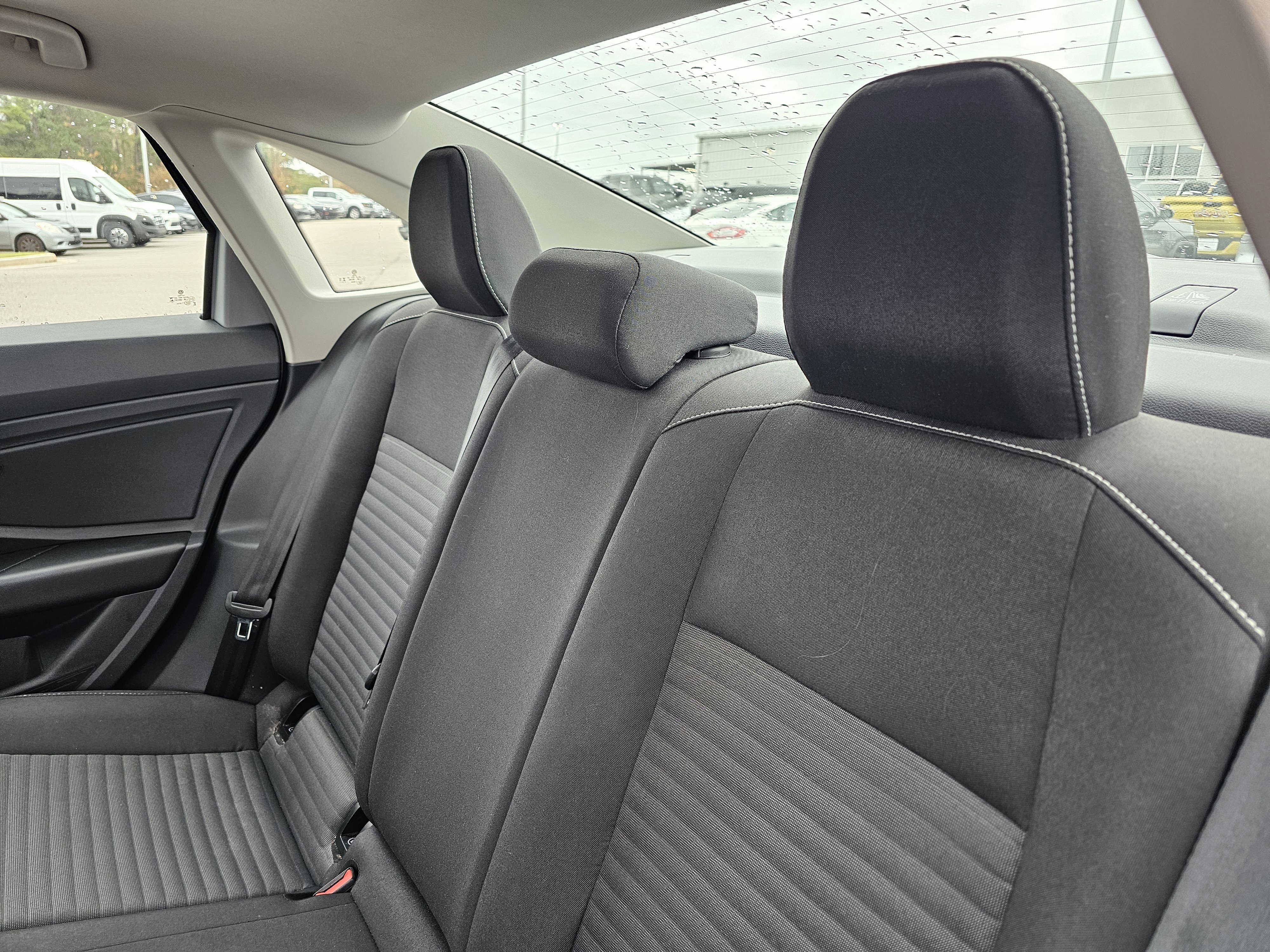 Used 2025 Volkswagen Jetta S image 27