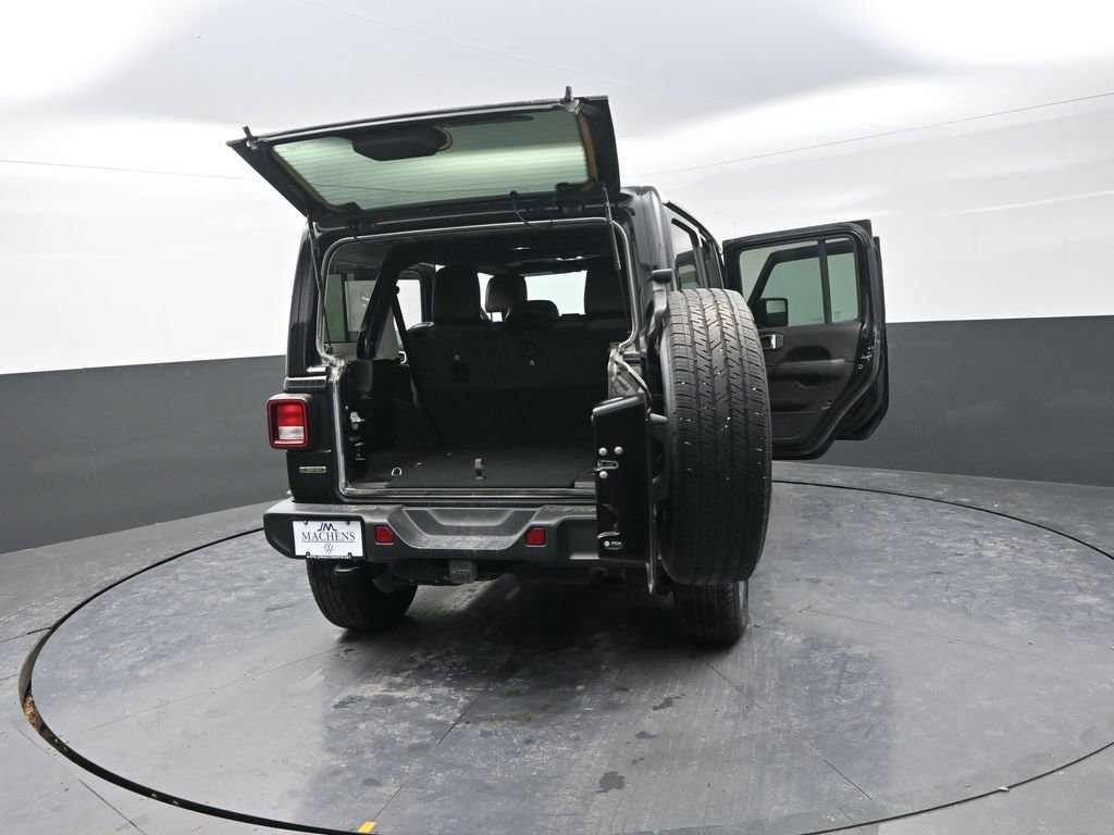 Used 2023 Jeep Wrangler Sahara w/ Cold Weather Group image 36