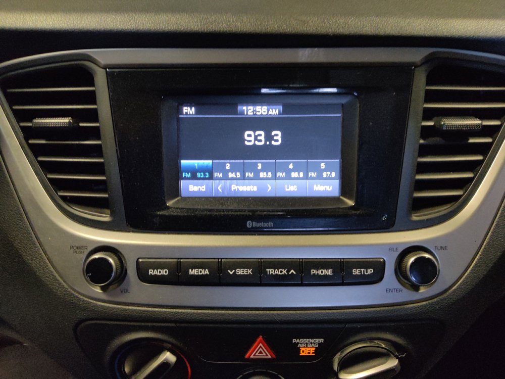 Used 2018 Hyundai Accent SE FWD image 25