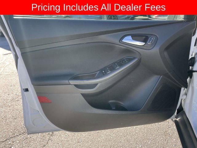 Used 2018 Ford Focus SEL FWD image 18