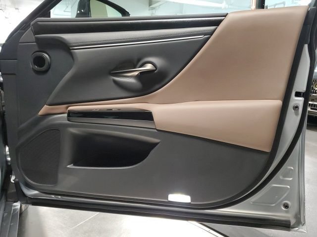 Used 2025 Lexus ES 350 w/ Premium Package FWD image 34