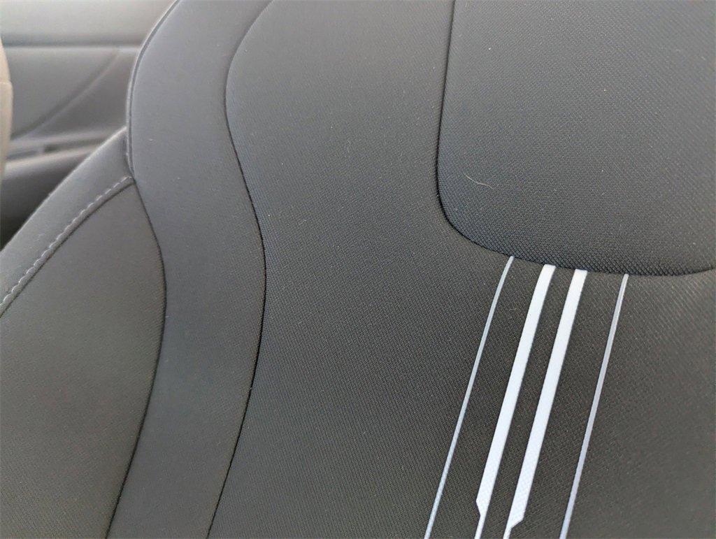 Certified 2025 Hyundai Elantra Sport image 14