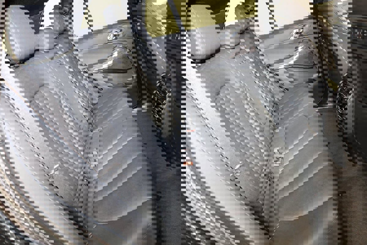 Used 2022 BMW X5 xDrive45e w/ Climate Comfort Package image 43