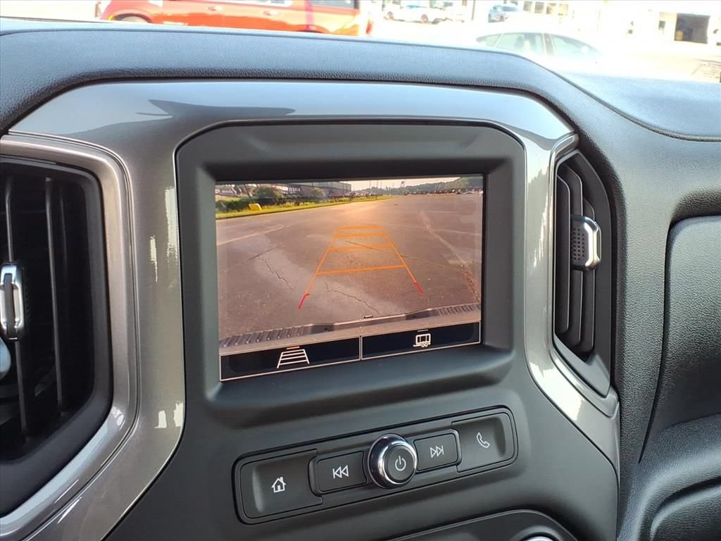 Used 2025 Chevrolet Silverado 2500 Custom w/ Custom Convenience Package AWD/4WD image 10