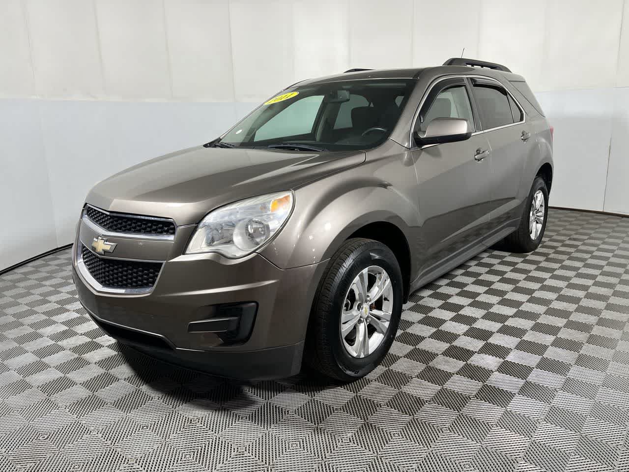 Used 2011 Chevrolet Equinox LT w/ Driver Convenience Package AWD/4WD image 4