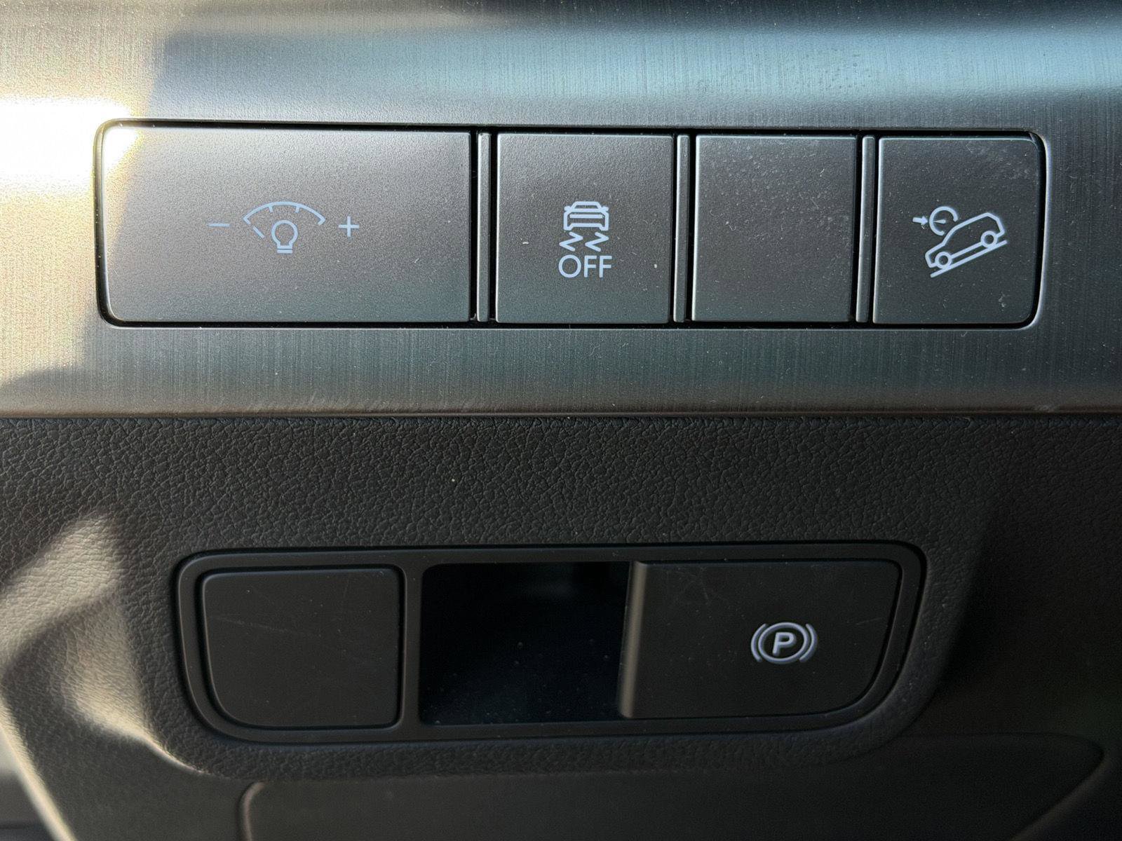 Used 2026 Hyundai Kona SEL Sport FWD image 18