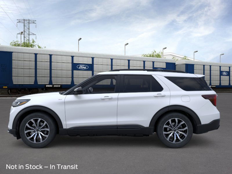 New 2026 Ford Explorer ST-Line image 3