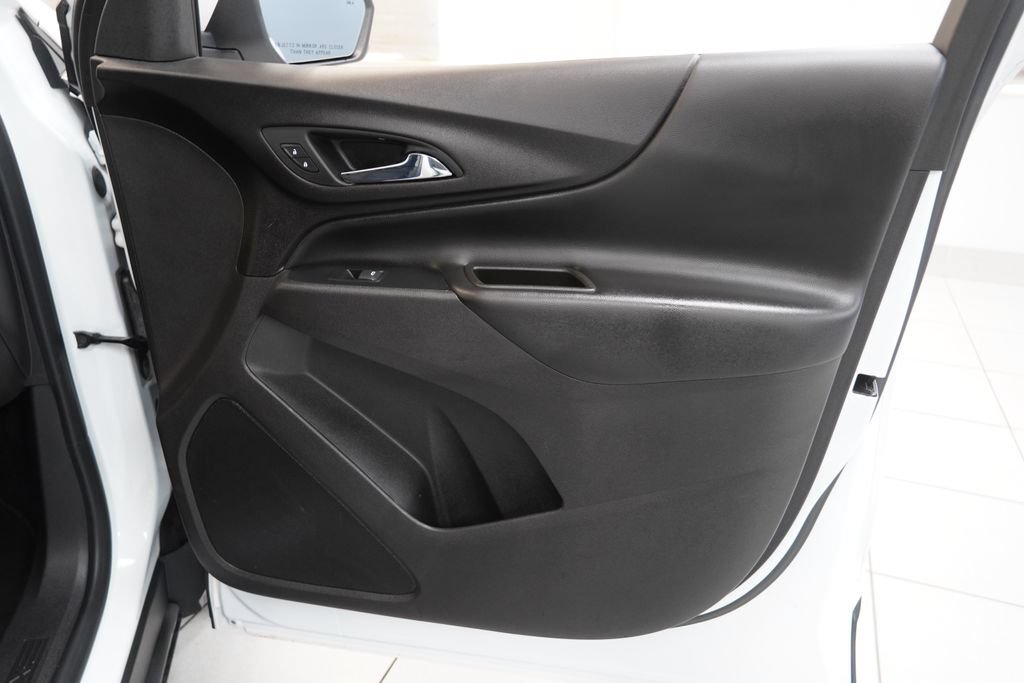 Used 2020 Chevrolet Equinox LT w/ Driver Convenience Package FWD image 34