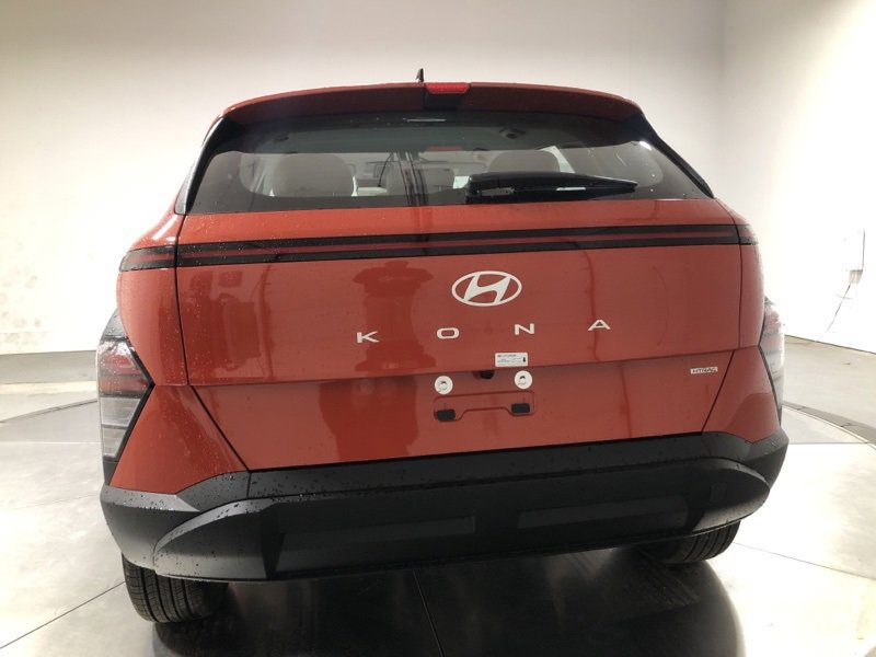 New 2026 Hyundai Kona SE image 6