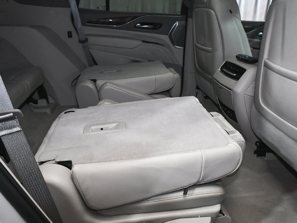 Used 2022 Cadillac Escalade Sport Platinum AWD/4WD image 62