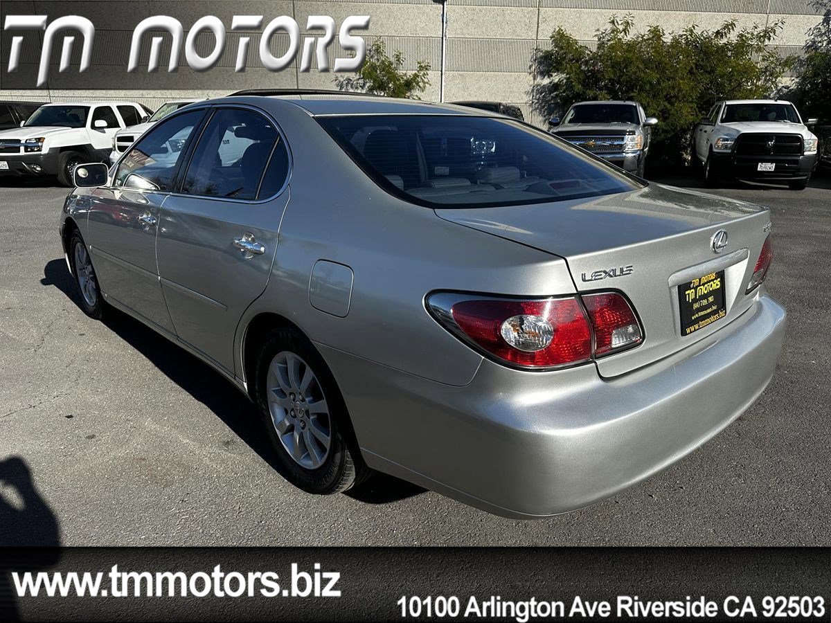 Used 2004 Lexus ES 330 image 4