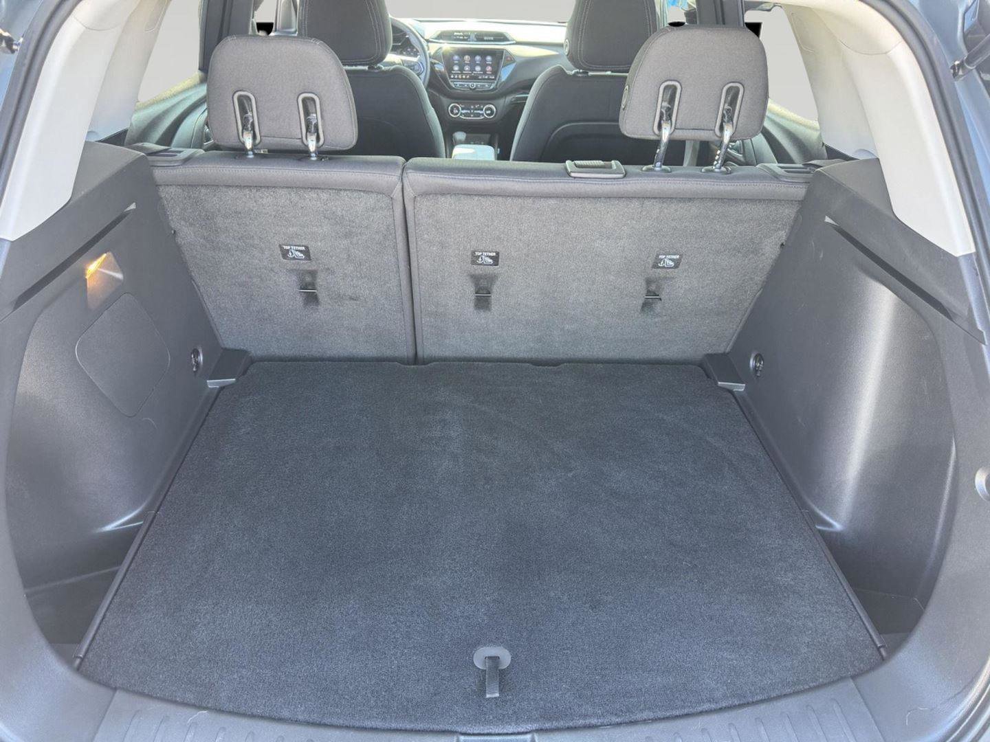 Used 2023 Chevrolet TrailBlazer LT w/ LPO, Blackout Package image 12