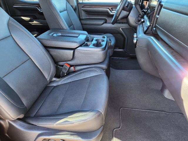 Used 2024 GMC Sierra 1500 SLT AWD/4WD image 17