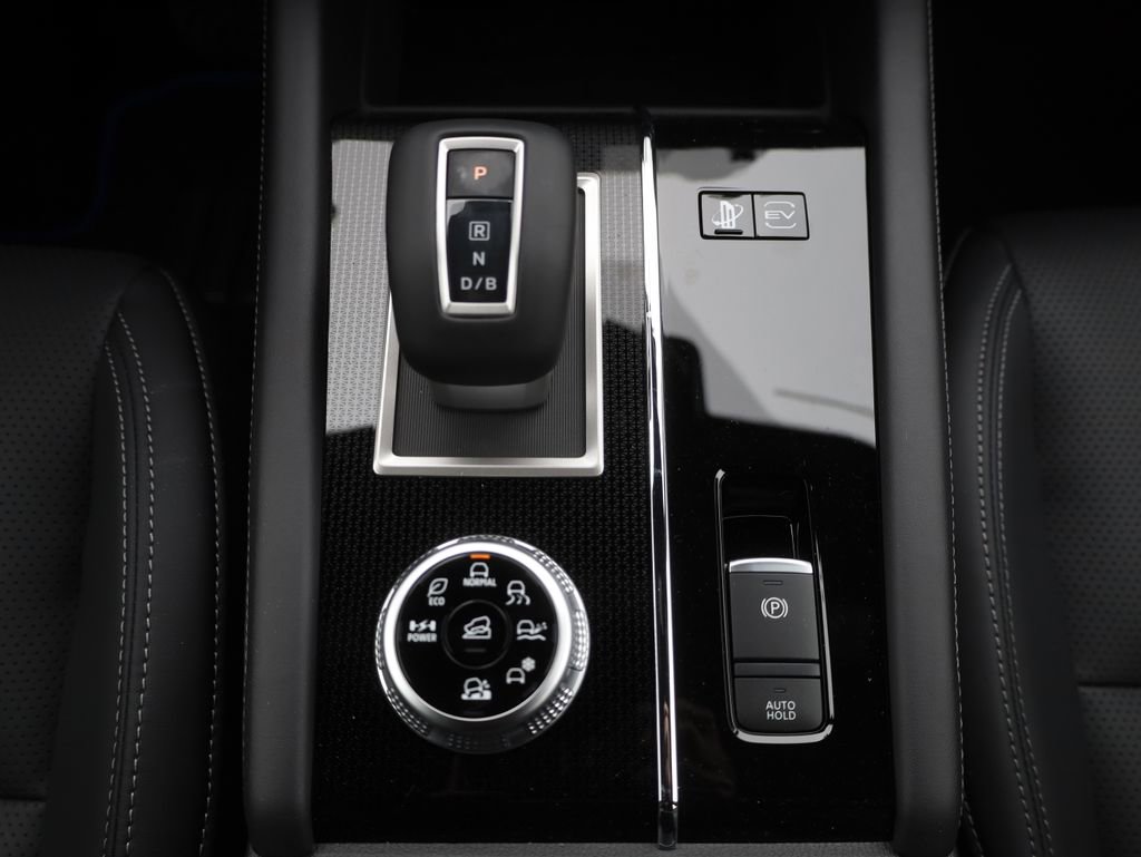 New 2025 Mitsubishi Outlander SEL Black Edition image 28