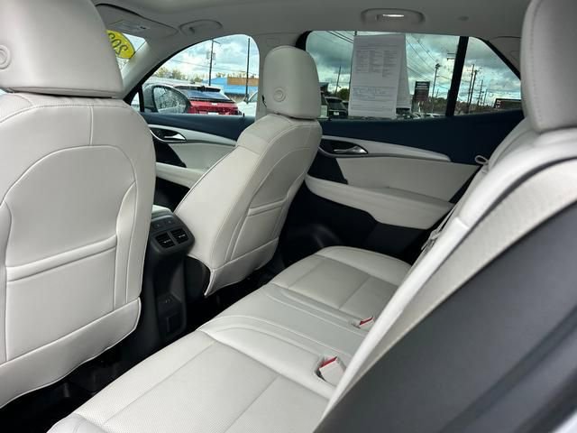 Used 2024 Buick Envision Avenir image 12