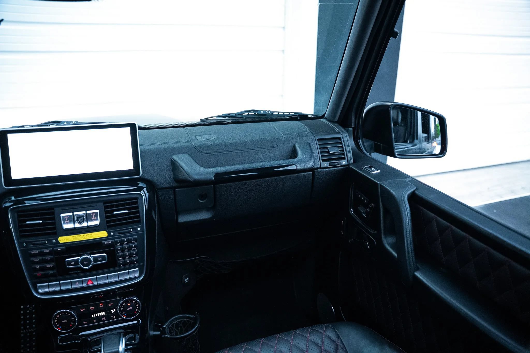 Used 2013 Mercedes-Benz G 63 AMG 4MATIC image 38