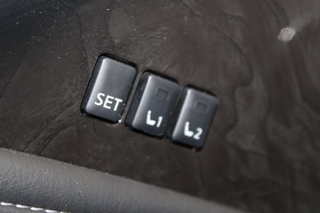 Used 2023 INFINITI QX80 Sensory w/ Cargo Package AWD/4WD image 47