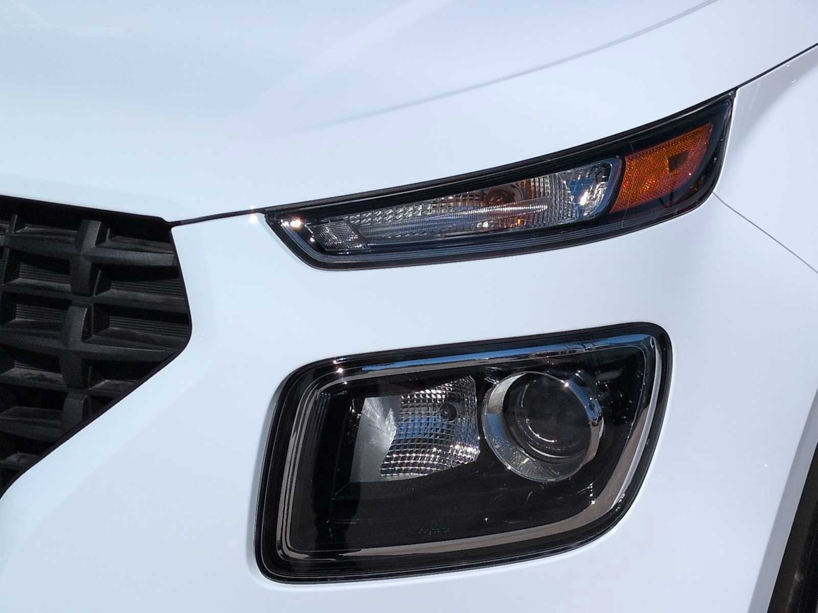 Certified 2026 Hyundai Venue SE image 11