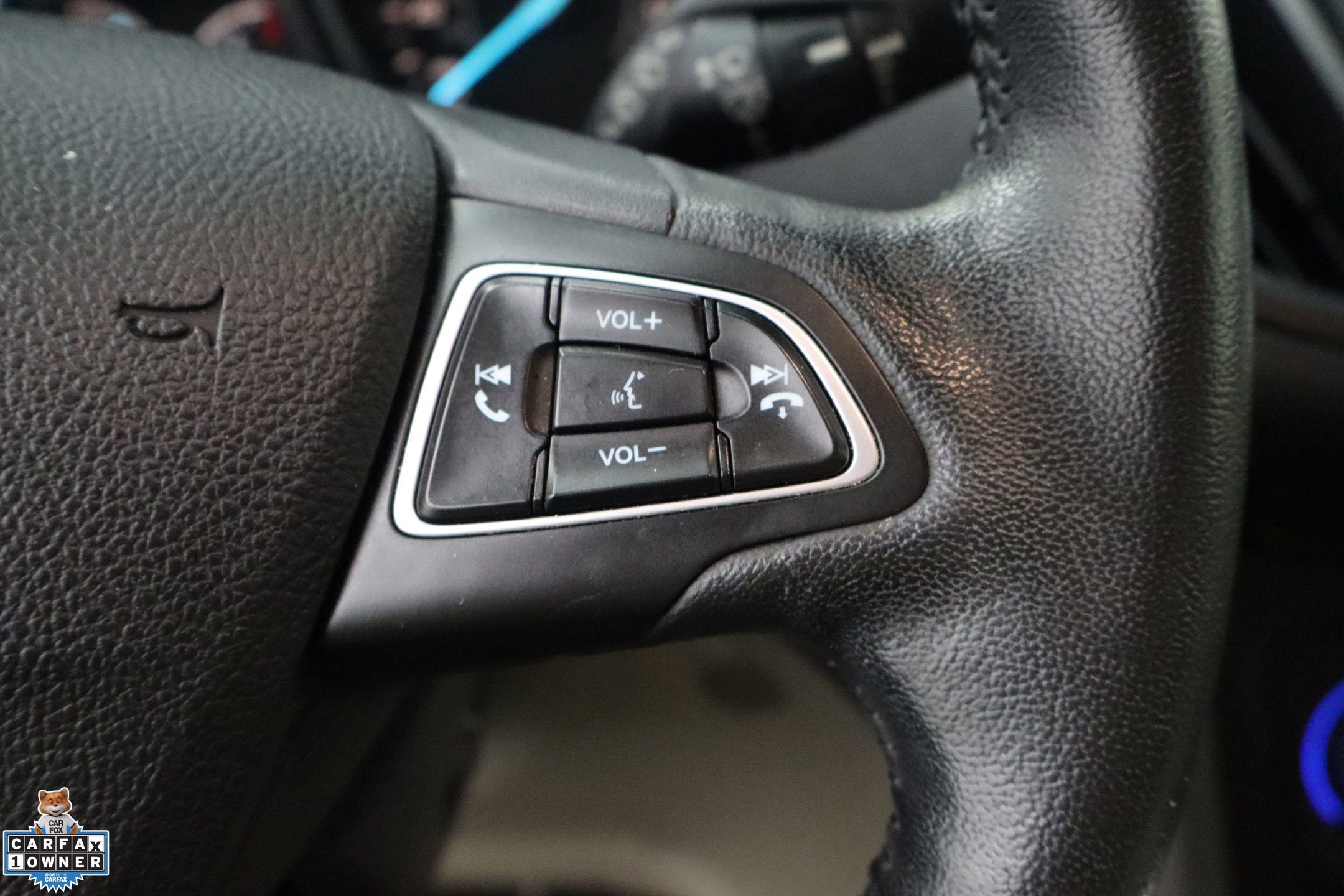 Used 2019 Ford Escape SEL image 17