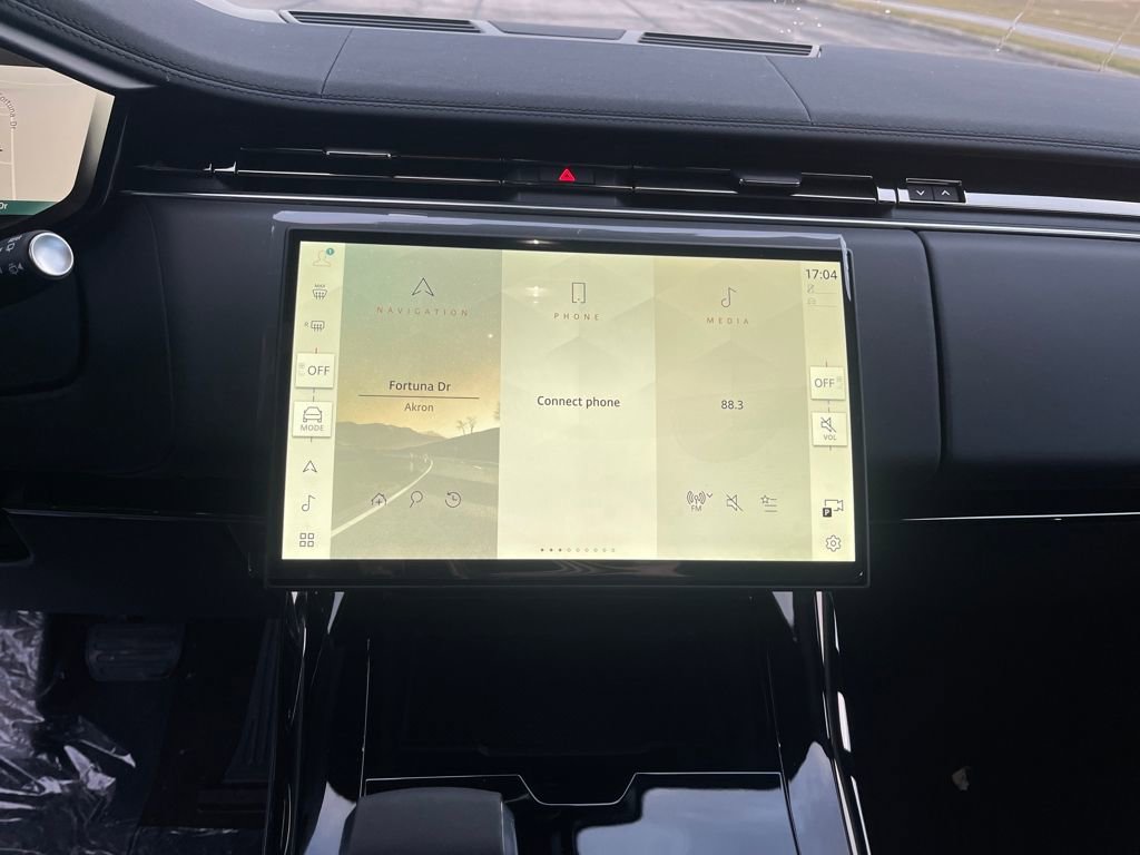 New 2026 Land Rover Range Rover Sport SE image 18