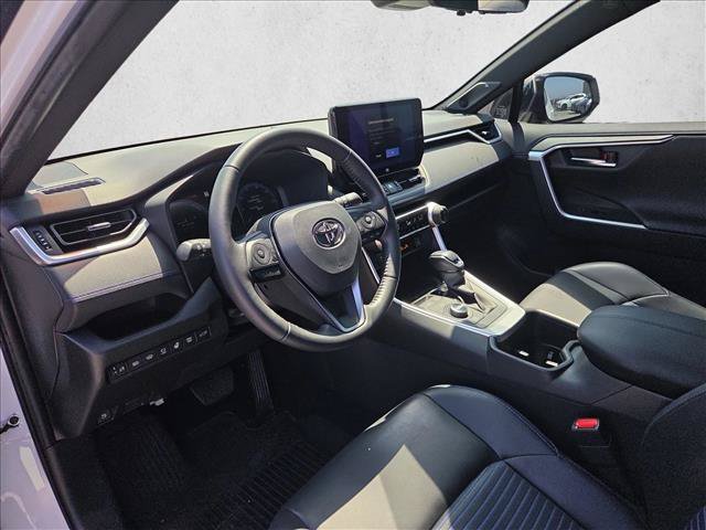 Used 2023 Toyota RAV4 XSE AWD/4WD image 10