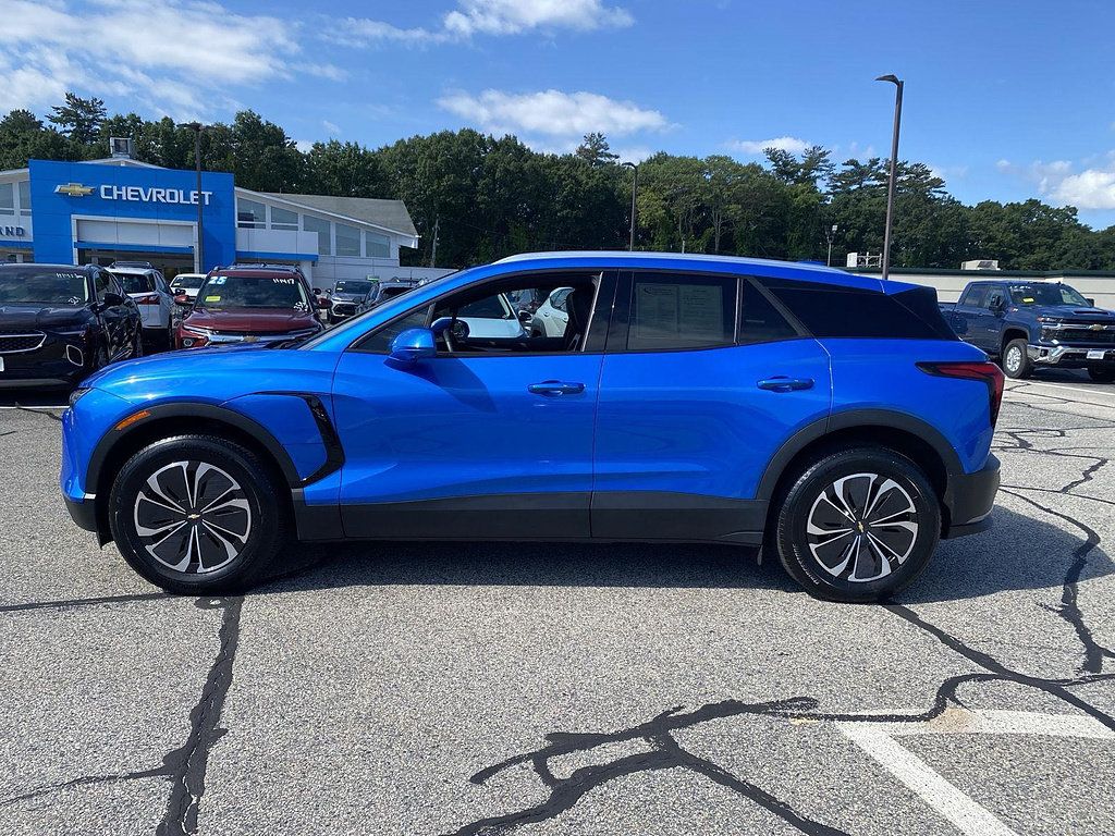 Certified 2024 Chevrolet Blazer EV LT AWD/4WD image 5