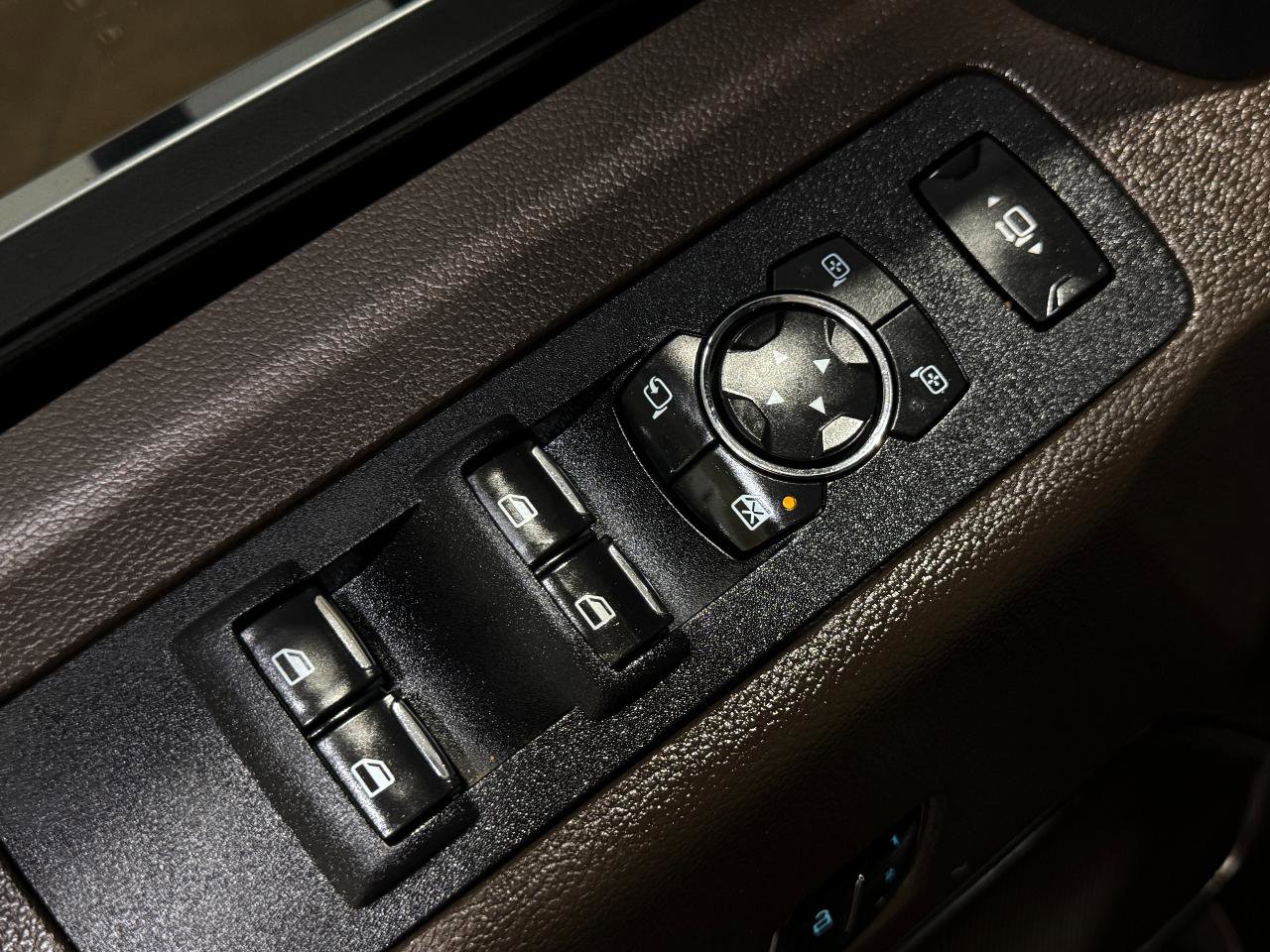 Used 2017 Ford F350 King Ranch w/ King Ranch Ultimate Package AWD/4WD image 28