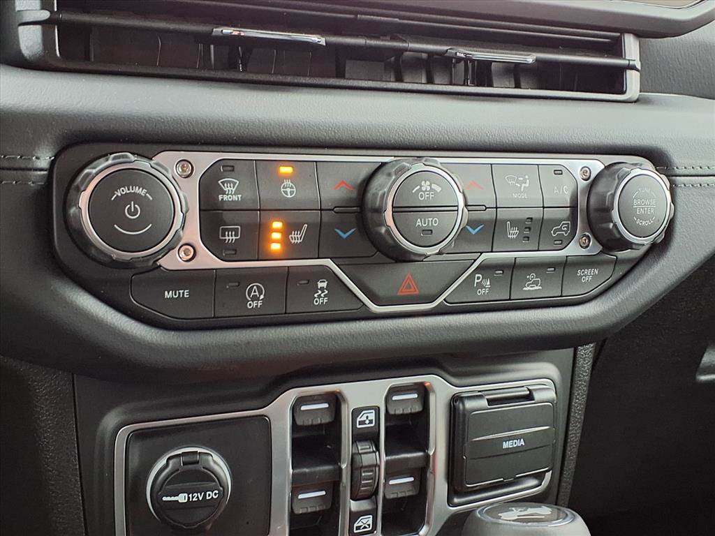 New 2026 Jeep Wrangler Sahara image 13