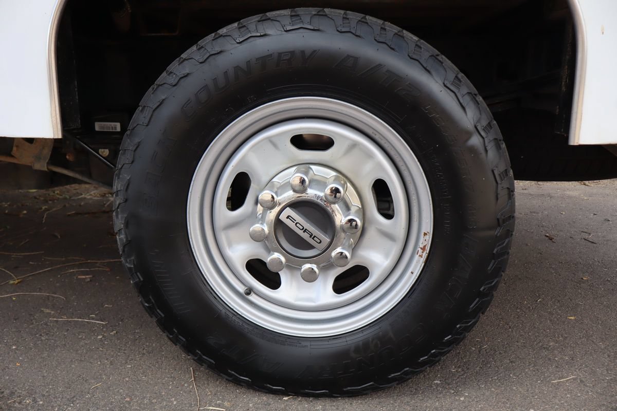Used 2022 Ford F250 XL w/ STX Appearance Package AWD/4WD image 33