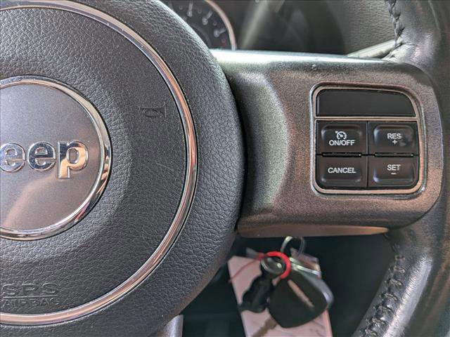 Used 2012 Jeep Wrangler Unlimited Sahara w/ Connectivity Group AWD/4WD image 15